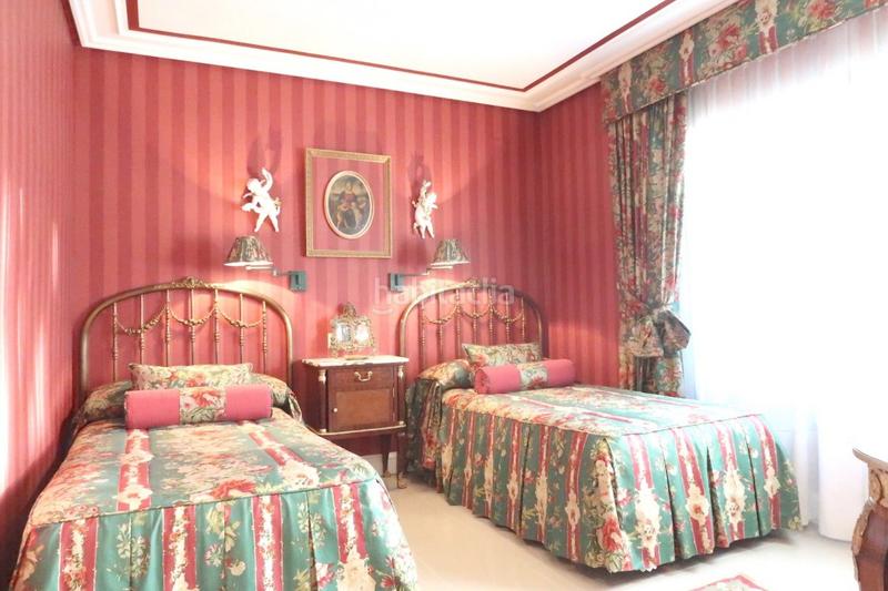 Foto ef5fcbca-22c5-4ac1-90bd-ab75908715fe. Xalet amb calefacció aparcament piscina a Ruiseñores Zaragoza