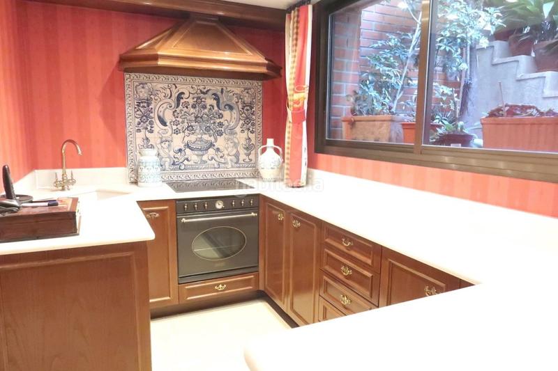 Foto f7e426f4-bbd1-4754-8270-7bf432541e54. Xalet amb calefacció aparcament piscina a Ruiseñores Zaragoza