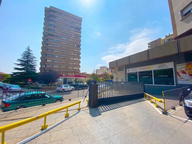 Foto 7376abdb-8b0b-41bb-8153-9f847620edbf. Local comercial  de 700 m2 aprox. en vía universitas en Zaragoza