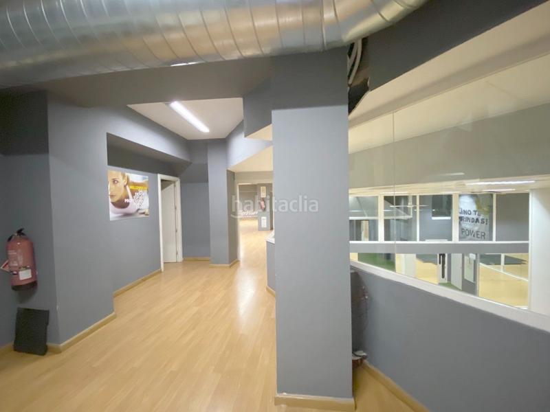 Foto 828329ba-5252-4e0a-bd4c-4a22c9b1a5b6. Local comercial  de 700 m2 aprox. en vía universitas en Zaragoza