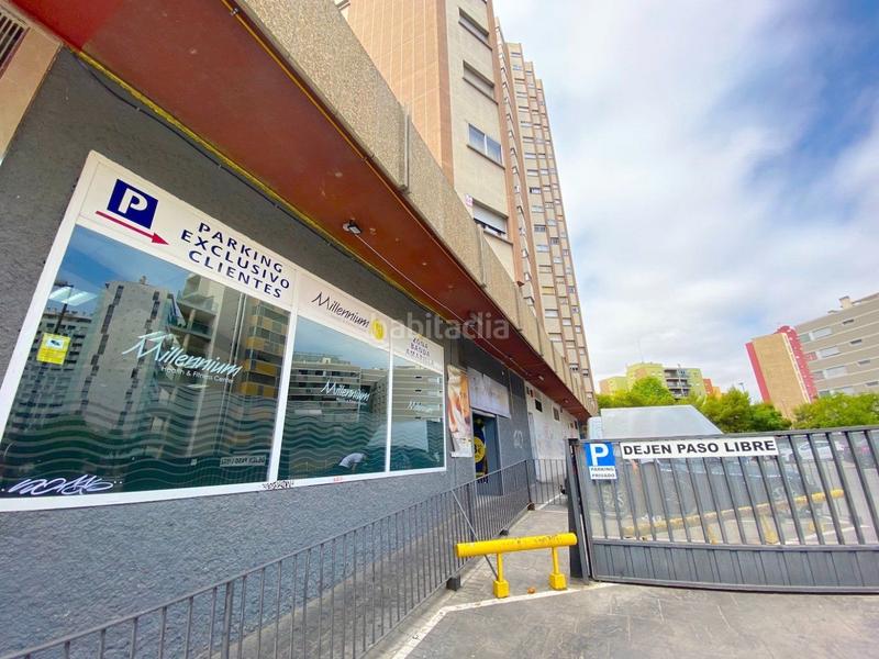 Foto 8d3f1b70-b00b-4e75-a9bf-b8300bedf148. Local comercial  de 700 m2 aprox. en vía universitas en Zaragoza