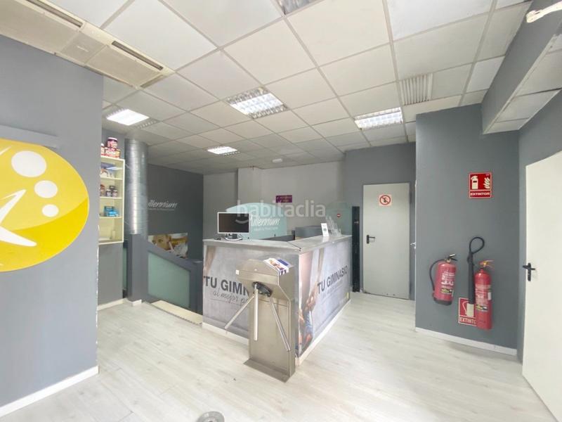 Foto 9bf480a2-2be0-44d7-b27e-17e1e51ce2ae. Local comercial  de 700 m2 aprox. en vía universitas en Zaragoza