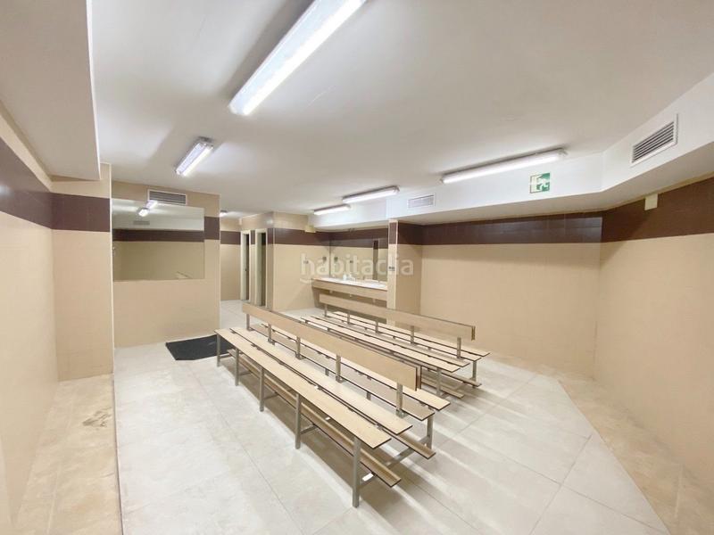 Foto e93e3f9d-c0c0-4ee0-90a0-63599db910fb. Local comercial  de 700 m2 aprox. en vía universitas en Zaragoza
