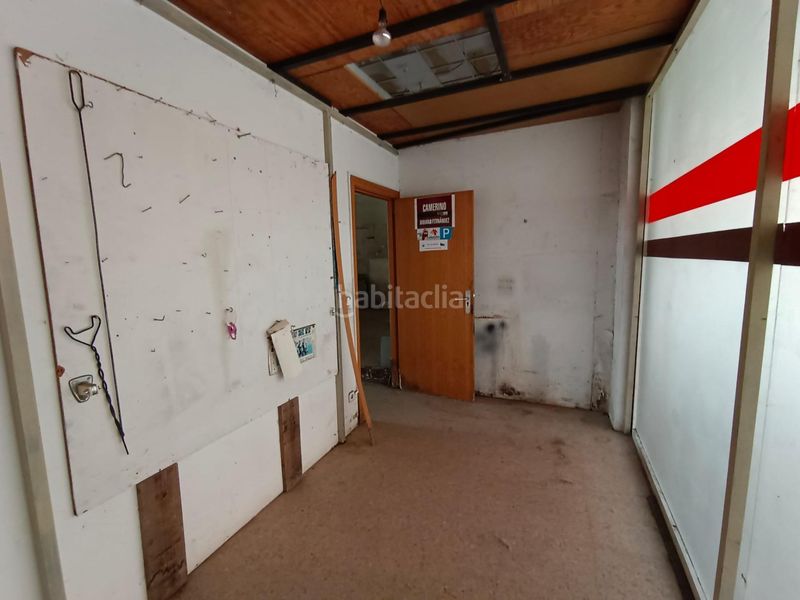 Foto 3955c8b5-e478-4855-b6e0-d00d7beec738. Local comercial a La Granja Zaragoza