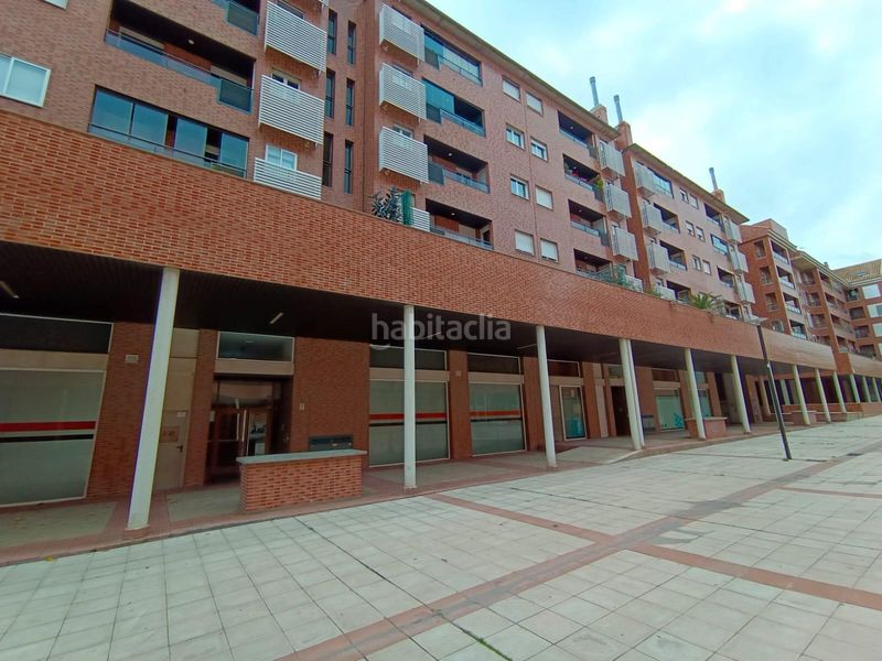Foto e34f6057-abb9-4d8c-8631-b291fea121d2. Local comercial a La Granja Zaragoza