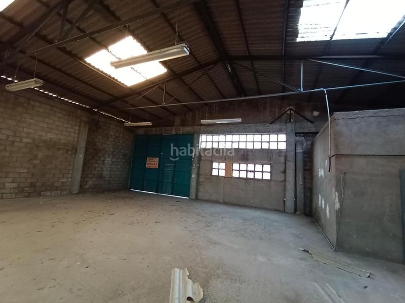 Foto 7a9dac7a-1155-49f2-ab96-03bd3a939d53. Fabrikhalle in Cuarte de Huerva