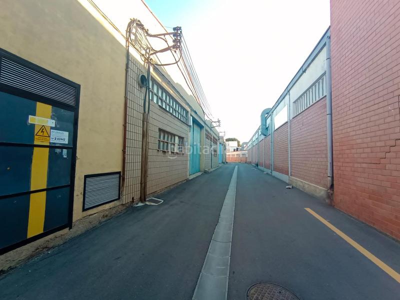 Foto e70b94a2-67c8-4ff2-a008-bacd9ede8b17. Fabrikhalle in Cuarte de Huerva