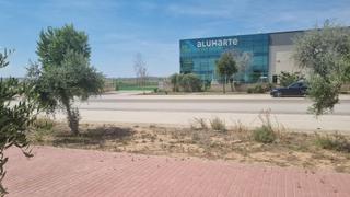 Terreny residencial  Calle el pitarco. Terreno en venta en muel, zaragoza