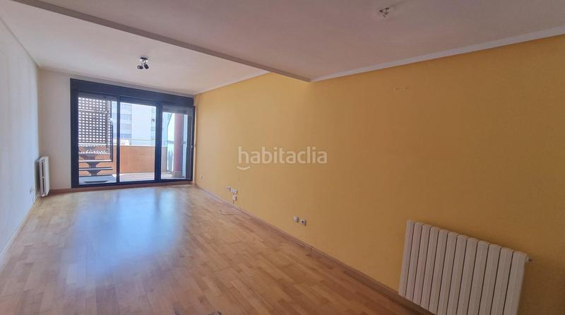 Foto 4166ce1b-7842-4cc4-97f5-febd57f8b1a4. Àtic amb calefacció aparcament a San José Zaragoza