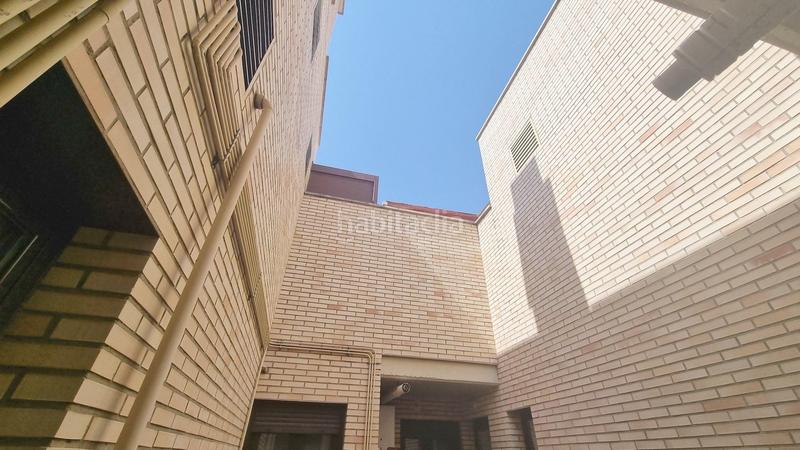 Foto 5f037c56-aa04-48e8-9d38-45a1b0db39f3. Àtic amb calefacció aparcament a San José Zaragoza