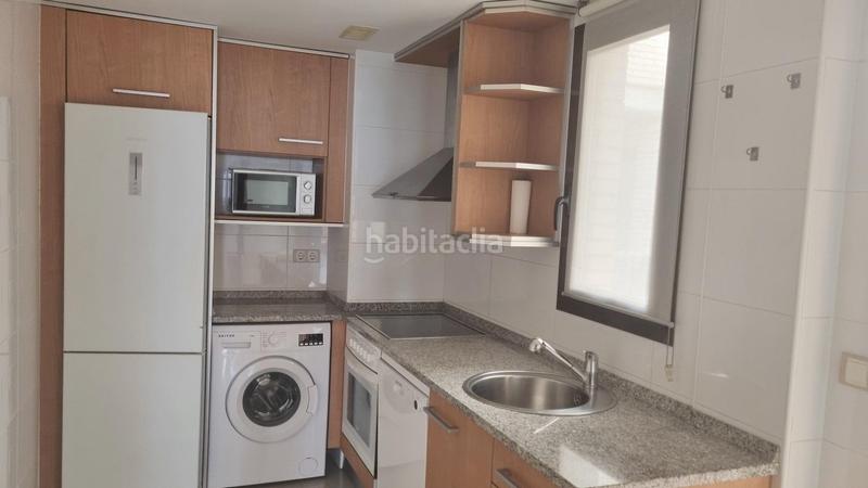 Foto 74963531-209e-4ebb-87e3-a1326b2ee396. Àtic amb calefacció aparcament a San José Zaragoza