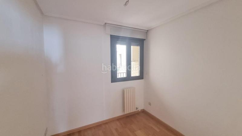 Foto 7bcbb8c5-82e4-4f16-85ee-3375254fe69e. Àtic amb calefacció aparcament a San José Zaragoza