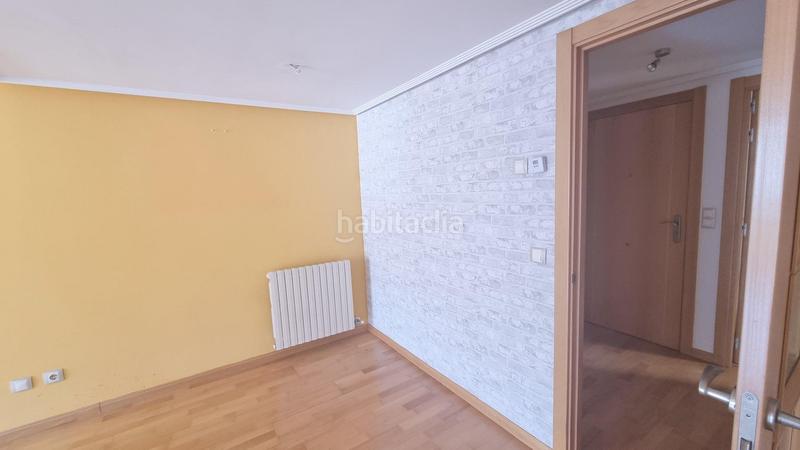 Foto 80e5d974-b320-43b5-843f-fbd61078e808. Àtic amb calefacció aparcament a San José Zaragoza