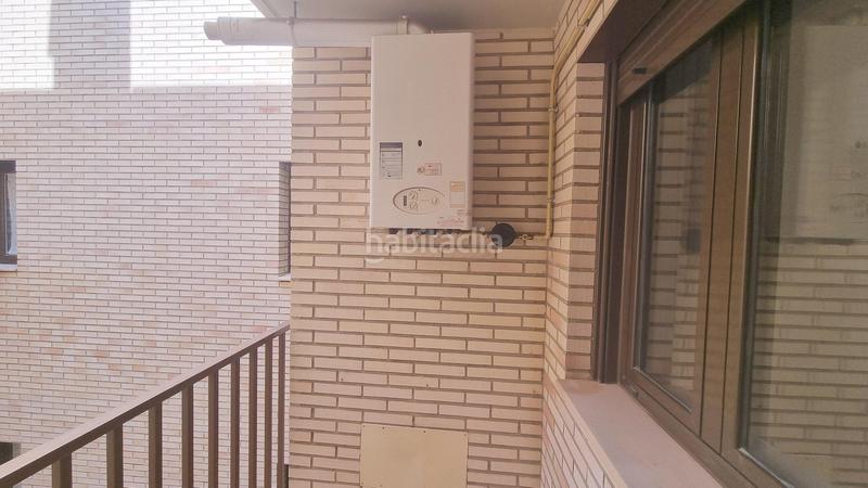 Foto b351a659-b0cf-448d-b7bf-e65216d39703. Àtic amb calefacció aparcament a San José Zaragoza