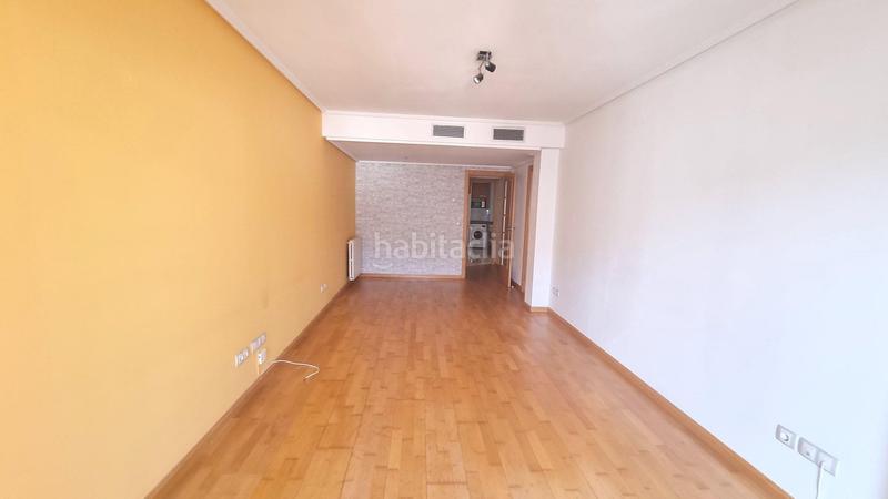 Foto bf96299a-1ac0-4144-8b70-f89fa49847ef. Àtic amb calefacció aparcament a San José Zaragoza