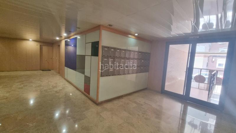 Foto d5b72d87-0f1c-46cf-a2d4-dcdb45fb952c. Àtic amb calefacció aparcament a San José Zaragoza