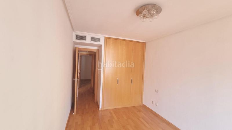 Foto e8ea146e-e3bc-47ec-88f6-efc77ee114c3. Àtic amb calefacció aparcament a San José Zaragoza