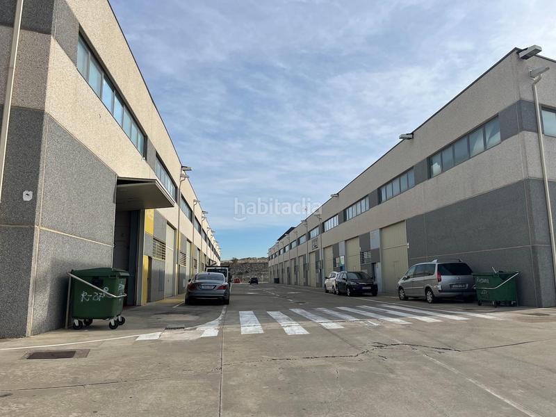 Foto 1174022c-3e21-4ac6-b1ea-f1008953371a. Nave industrial  en venta en calle retama empresarium en Zaragoza