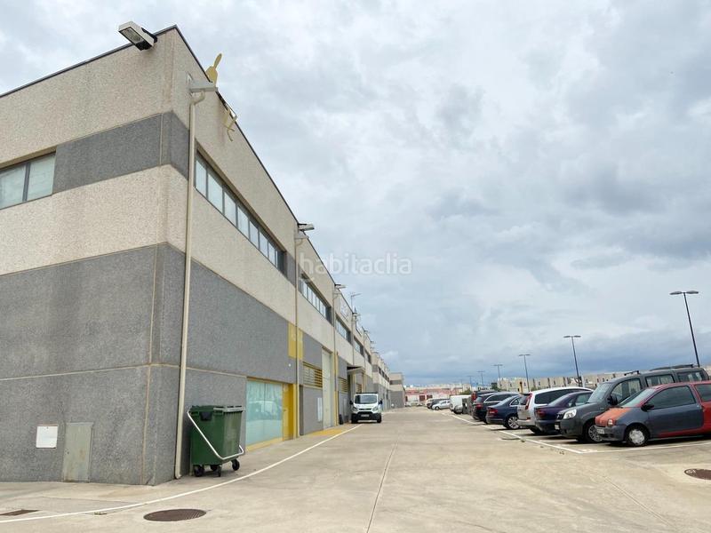 Foto c777be86-0c24-4236-a11a-ccdfa182fd85. Nave industrial  en venta en calle retama empresarium en Zaragoza
