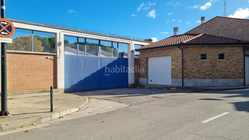 Foto 5316a2f9-d3c1-400b-a1d9-9ad702259c54. Casa amb aparcament a Monzalbarba Zaragoza