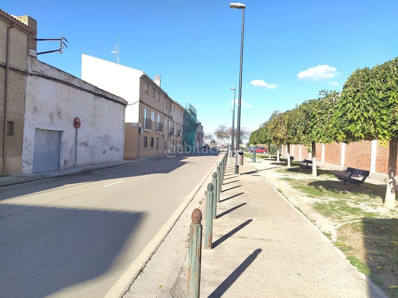 Foto 880d8fd8-8f85-4807-971c-4066021f43fe. Casa amb aparcament a Monzalbarba Zaragoza