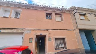 Haus  Castellar. Casa independiente en venta en torres de berrell�n. zaragoza