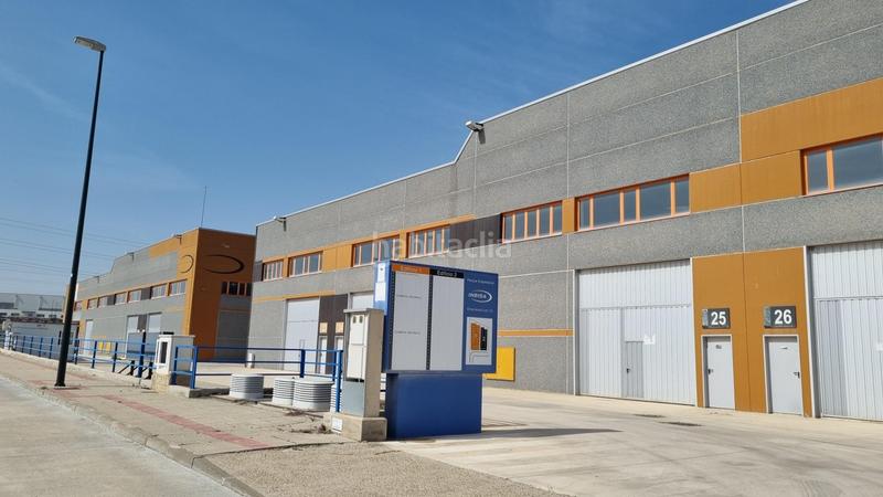 Foto 414ff16c-604b-45ae-bc4c-8870c94a486d. Nave industrial  en venta en c borderea, 12. empresarium en Zaragoza