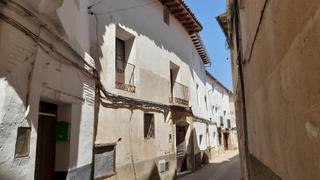 Casa  Calle mayor. Casa señorial en venta en maluenda. zaragoza
