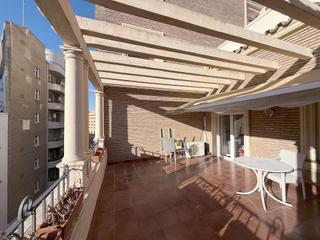 Location Appartement  Paseo gran via (ramon y cajal). Piso amueblado en alquiler. gran vía, zaragoza
