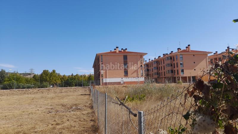 Foto 198605c2-cac3-45b1-9c3d-9b1a49a9d261. Terreno residencial dos terrenos en venta en casta álvarez. en Calatayud