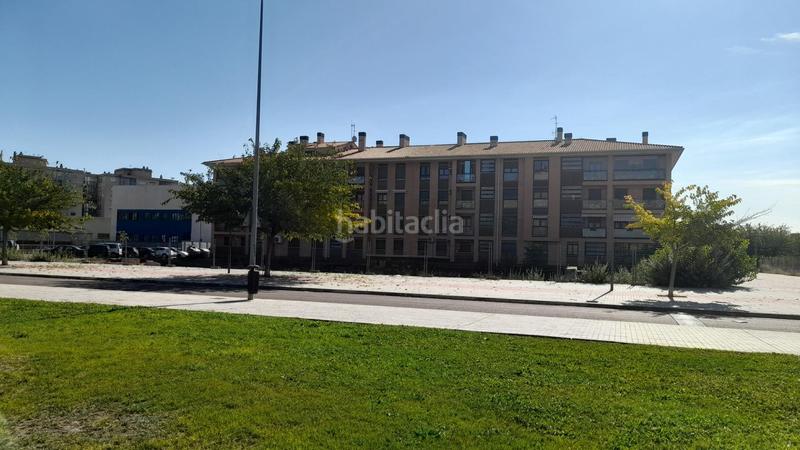 Foto 2d754859-51a4-4e30-97c5-b59c810e99dc. Terreno residencial dos terrenos en venta en casta álvarez. en Calatayud