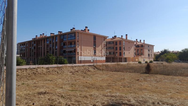 Foto 3909e601-f674-4fca-84bd-ec2faabc7e7b. Terreno residencial dos terrenos en venta en casta álvarez. en Calatayud