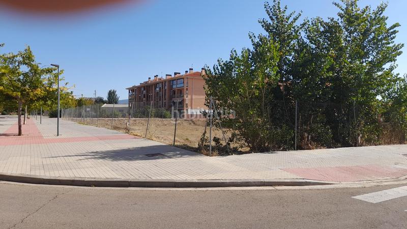 Foto caff1fed-12a5-40de-af0c-8854b8457288. Terreno residencial dos terrenos en venta en casta álvarez. en Calatayud