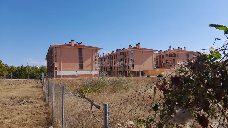 Foto f67d0138-2a6f-4f5e-a341-3f6aeca3d2c2. Terreno residencial dos terrenos en venta en casta álvarez. en Calatayud