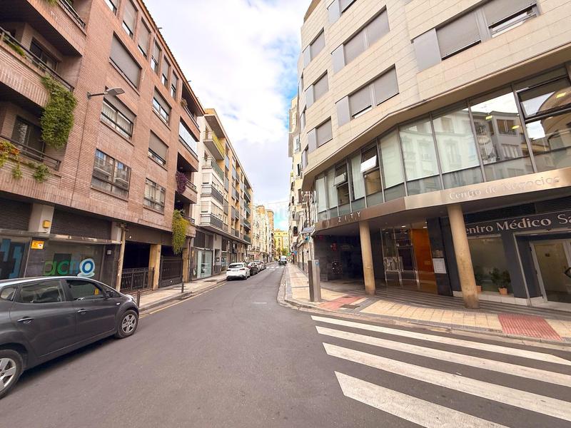Foto d4b29655-ba35-44f1-b898-ffdc084804e4. Appartement dans Paseo Sagasta Zaragoza