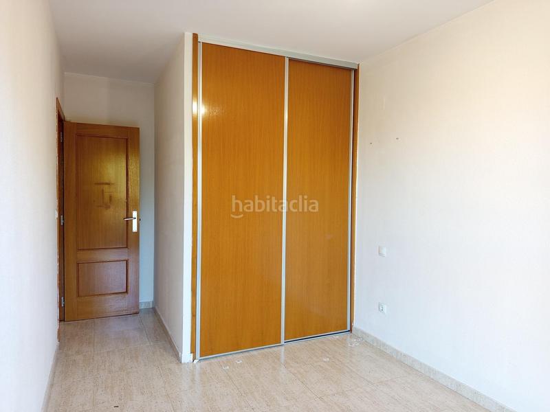 Foto 31d3d313-8c8e-4e01-a3a7-143033836876. Piso  en calle marte. en Valdefierro Zaragoza