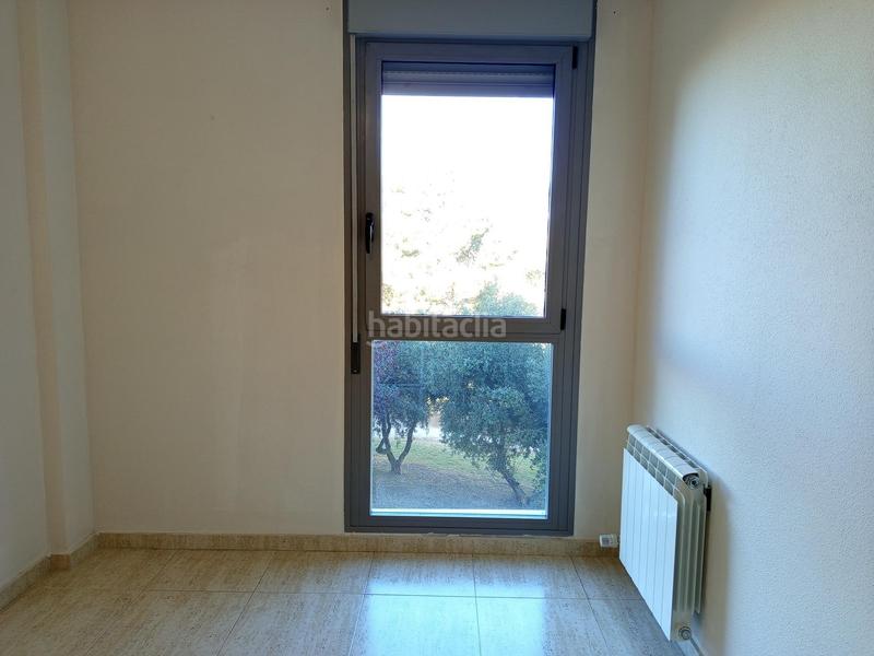 Foto 342cd617-cf4e-48ac-9f54-10299c664ab4. Piso  en calle marte. en Valdefierro Zaragoza