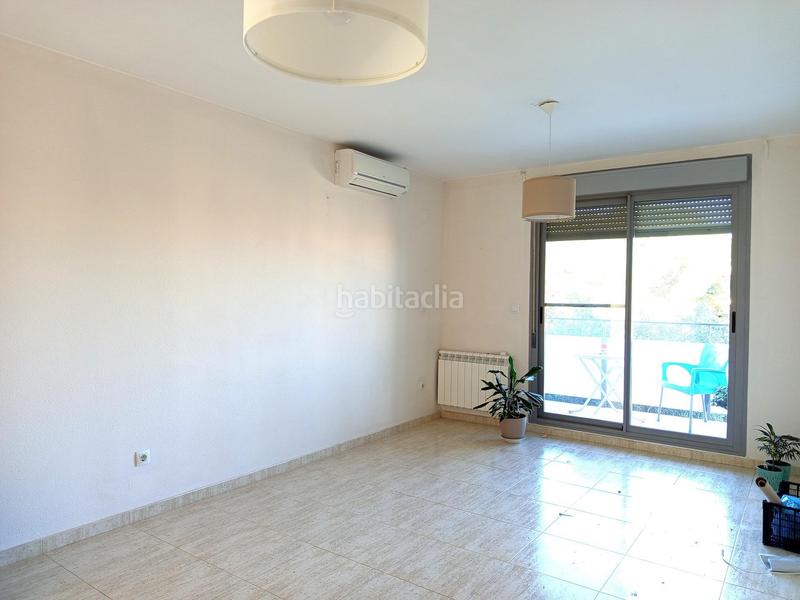 Foto 645febe2-54e5-4218-8f24-f478aaaa27c7. Piso  en calle marte. en Valdefierro Zaragoza