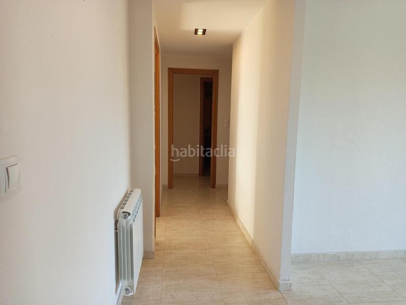 Foto be8057b1-d15b-46cd-8378-2fbed0449d55. Piso  en calle marte. en Valdefierro Zaragoza