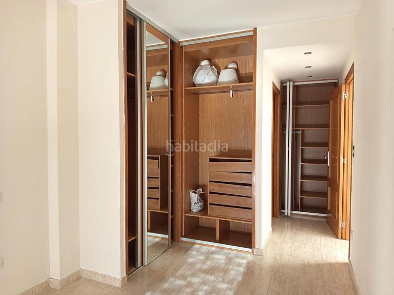 Foto d48ae5a1-fbcd-4e18-80ae-e06f4994cff2. Piso  en calle marte. en Valdefierro Zaragoza