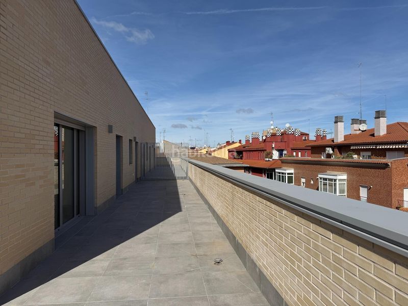 Foto 4c0c52c4-595d-4415-aaa8-4d994d4abf12. Ático  en venta en ramón y cajal. en Alfonso Zaragoza