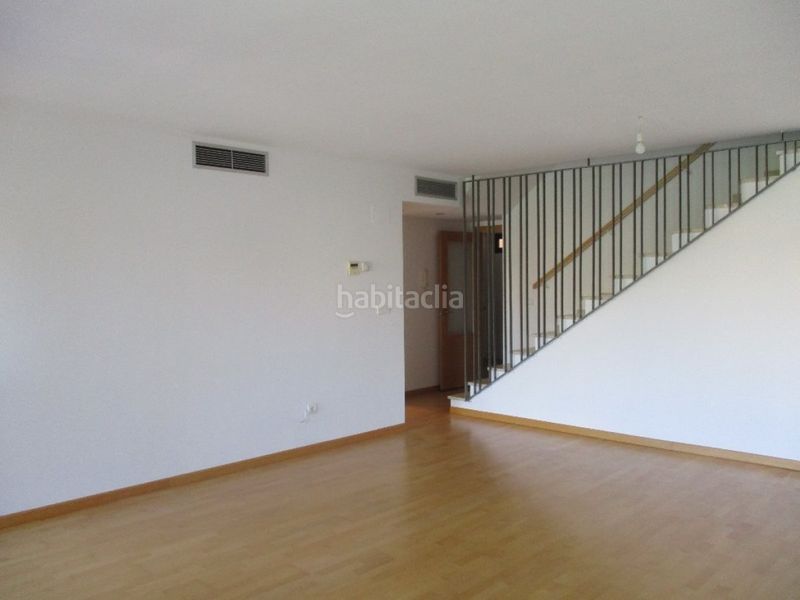 Foto 52ab3aa5-e54f-469d-a752-c9036c853f17. Casa adossada amb calefacció aparcament a Cuarte de Huerva