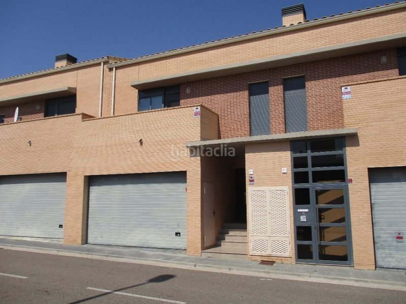 Foto acef7fe3-9d0c-46db-b6ec-83dc4740e509. Casa adossada amb calefacció aparcament a Cuarte de Huerva