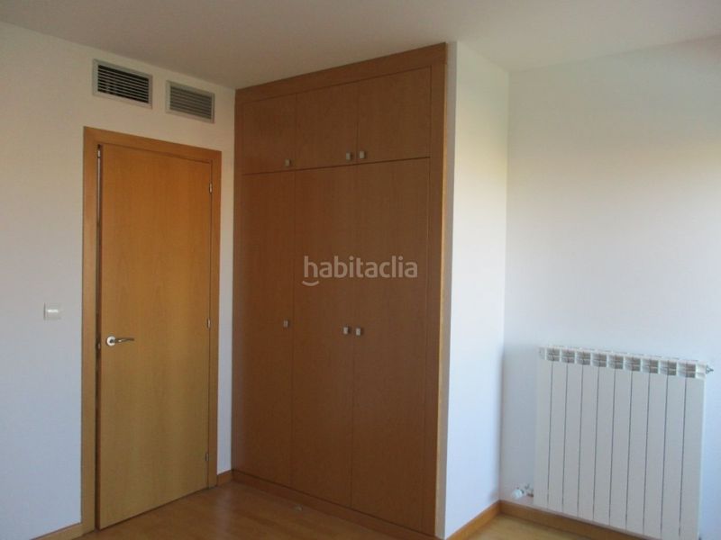 Foto de5f6151-cb9c-450f-b2b7-1f2ee9c2b73c. Casa adossada amb calefacció aparcament a Cuarte de Huerva