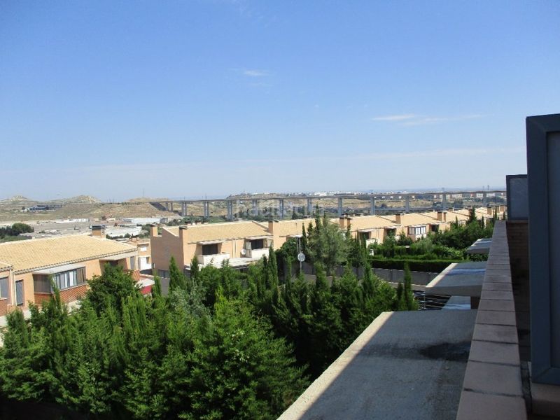 Foto df6aa8d6-e184-4d8d-a7e7-3f7f78aff283. Casa adossada amb calefacció aparcament a Cuarte de Huerva