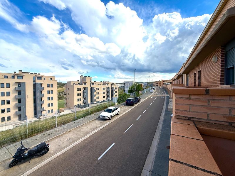 Foto eafbdb1d-7260-4024-a496-99f134b3172c. Casa adossada amb calefacció aparcament a Cuarte de Huerva