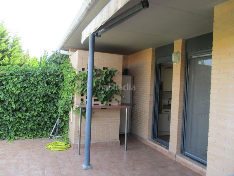 Foto f17af38f-a51c-4da5-b80e-02fb912e0a86. Casa adossada amb calefacció aparcament a Cuarte de Huerva