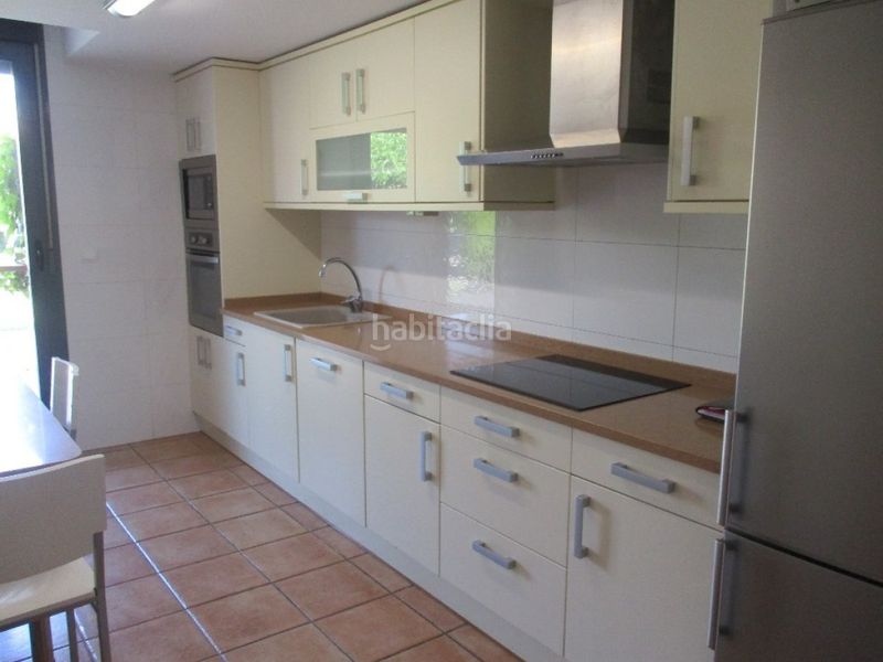 Foto fb2a2119-81a3-4a58-8086-65c92962285a. Casa adossada amb calefacció aparcament a Cuarte de Huerva