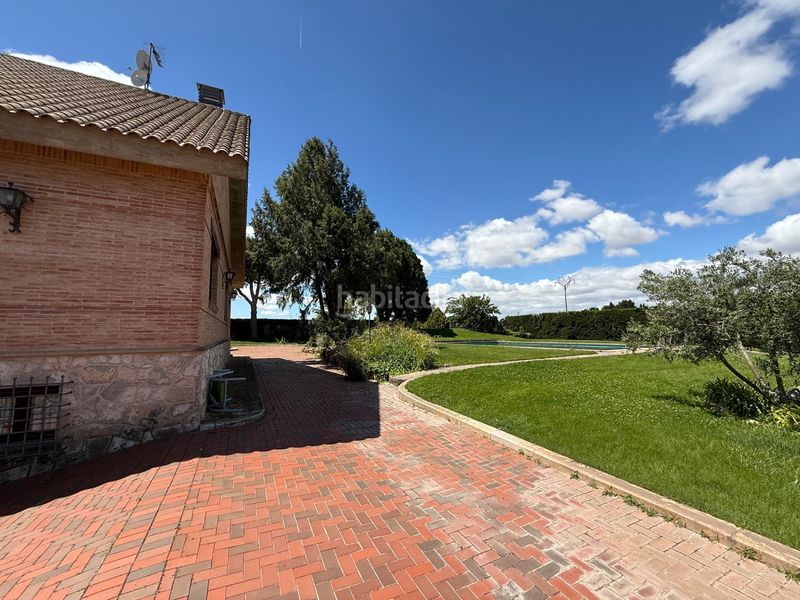 Foto a171736b-661d-4ec8-8bab-f3ce96c46a0f. Chalet en Garrapinillos Zaragoza