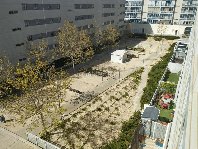 Foto fb5ee66d-9ae5-4c63-83d9-4dd4e203c39f. Pis amb aparcament a Valdespartera Zaragoza